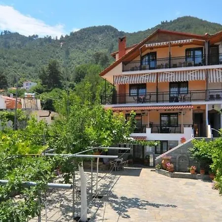 Stefania Skala Potamia (Thasos)